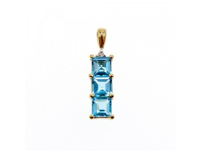 14K Yellow Gold Blue Topaz & Diamond Pendant