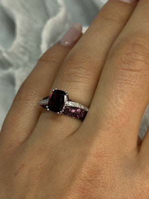 10K White Gold Spinel & Diamond Ring Size 6.5
