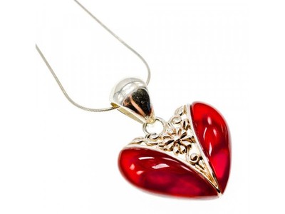 925 Sterling Silver Agate "Heart" Chain With Pendant