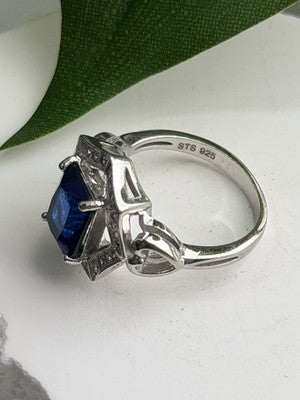 925 Sterling Silver Sapphire & Beryl Ring Size 5.5