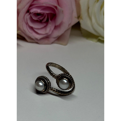Share Vintage 925 Sterling Silver Pearl Ring Size 5