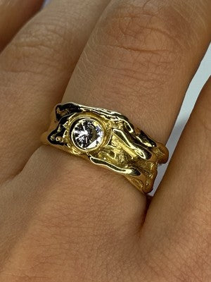 18K YELLOW GOLD DIAMOND 0.60 CARATS RING SIZE 7.5