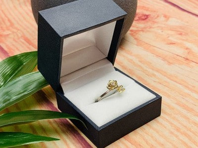 925 Sterling Silver CZ "Crown" Ring Size 6.5