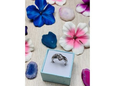 925 Sterling Silver White Topaz Ring Size 6.5