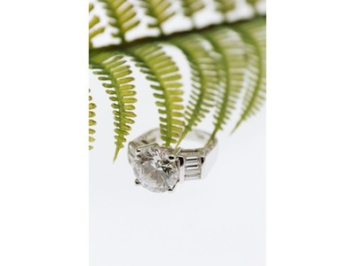 925 Sterling Silver CZ Ring Size 5.5