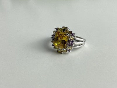925 Sterling Silver Yellow & Purple CZ Ring Size 7
