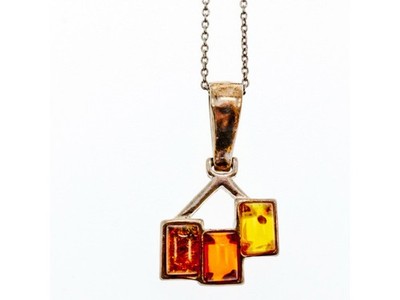 Vintage 925 Sterling Silver Amber Chain With Pendant