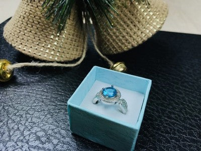 925 Sterling Silver Blue Topaz Ring Size 8