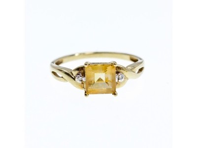10K Yellow Gold Tourmaline & Diamonds Ring Size 8