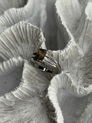 Elegant 925 Sterling Silver Citrine Ring Size 5