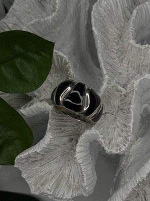 Elegant 925 Sterling Silver Black Onyx Ring Size 8.5
