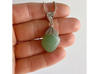 Vintage 925 Sterling Silver Green Jade "Openwork"  Сhain with pendant