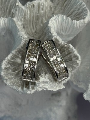 Classy 14K White Gold Diamond 1 Carat Earrings Length 0.83 Inch
