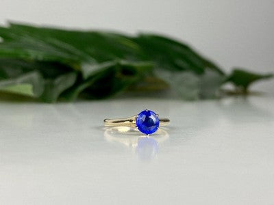 10K Yellow Gold Tanzanite Ring Size 5.5