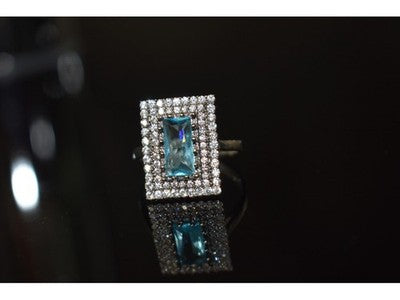 925 Sterling Silver Blue Alpanite & CZ Ring Size 8.5