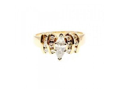 14K Yellow Gold Diamonds Ring Size 10.5
