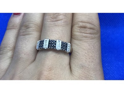 925 Sterling Silver Black Spinel Ring Size 8