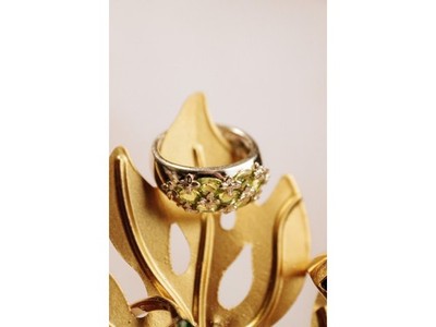 925 Sterling Silver Peridot Ring Size 7