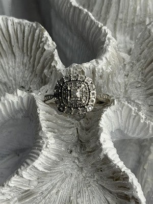 925 Sterling Silver White Topaz Ring Size 5