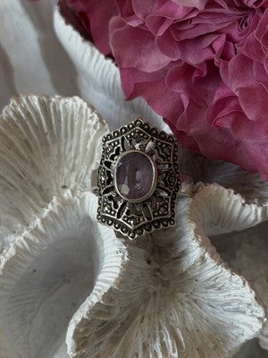 Vintage 925 Sterling Silver Amethyst & Marcasite Ring Size 8