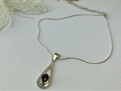 925 Sterling Silver Garnet Pyrope Chain With Pendant
