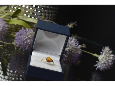 925 Sterling Silver Amber Ring Size 6.5