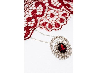 925 Sterling Silver Garnet & Goshenite Chain With Pendant