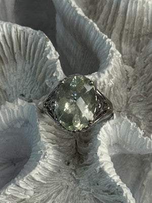 925 Sterling Silver Pale Green Amethyst Ring Size 7