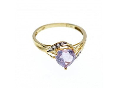 10K Yellow Gold Tourmaline & Diamonds Heart Ring Size 4.75