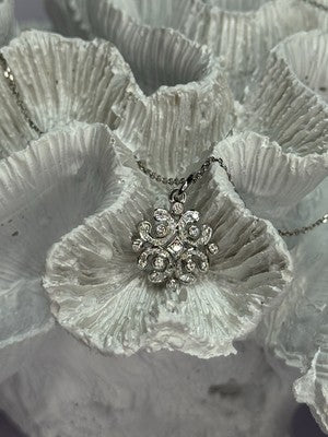 14K WHITE GOLD DIAMONDS NECKLACE LENGTH 17 INCH