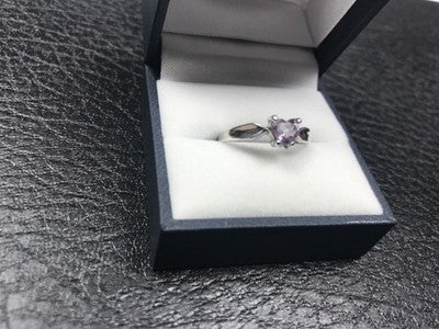 925 Sterling Silver Amethyst "Heart" Ring Size 8.5