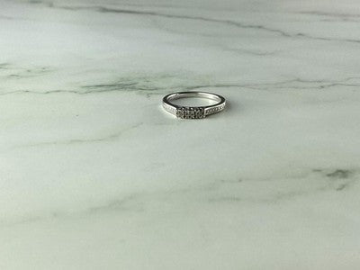 925 Sterling Silver White Topaz Ring Size 6.5