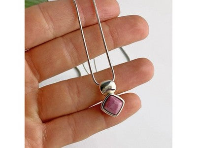 925 Sterling Silver Pink Agate Chain With Pendant Italy