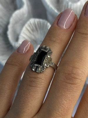 Vintage 925 Sterling Silver Onyx Ring Size 5