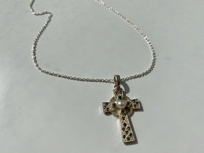 925 Sterling Silver Pearl, Emerald & Marcasites Chain with Cross