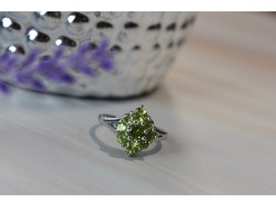 925 Sterling Silver Peridot Ring Size 8