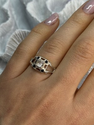 925 Sterling Silver White & Blue Sapphire Ring Size 7