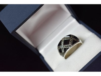 925 Sterling Silver Black Nephrite & Marcasites Ring Size 8