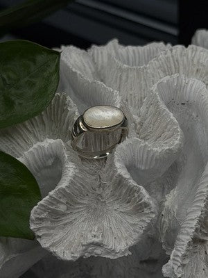 925 Sterling Silver White Abalone Mother of Pearl Ring Size 7