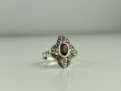 925 Sterling Silver Almandine & Marcasites Ring Size 7