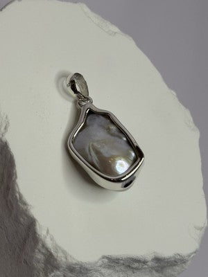 925 Sterling Silver Pearl Pendant Length 1.3 Inch