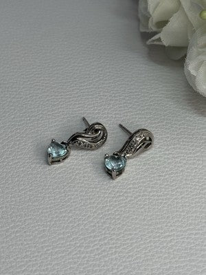925 Sterling Silver Blue Topaz Heart Earrings Length 0.85 Inch