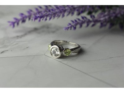 925 Sterling Silver White & Green CZ Ring Size 6.5