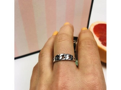 925 Sterling Silver Ring Size 7