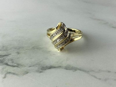 10K Yellow Gold Diamonds Ring Size 11.125