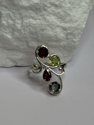 925 Sterling Silver Alexandrite, Garnet & Peridot Ring Size 6.5