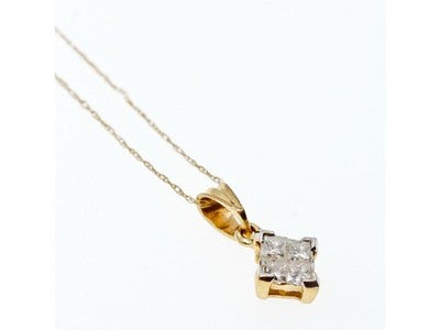 10/14 Yellow Gold White Sapphire Chain With Pendant