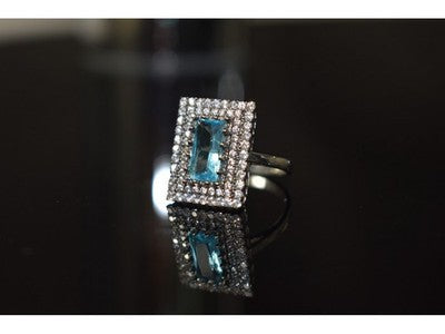 925 Sterling Silver Blue Alpanite & CZ Ring Size 8.5