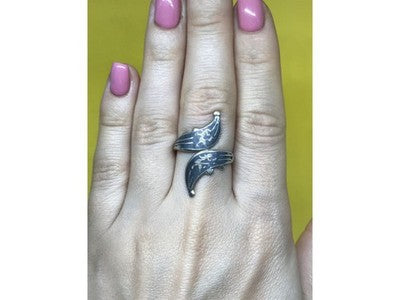 Vintage 925 Sterling Siamese Silver Ring Size 7.5