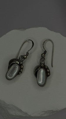Vintage 925 Sterling Silver Mother-of-pearl Cabochons Dangle Earrings